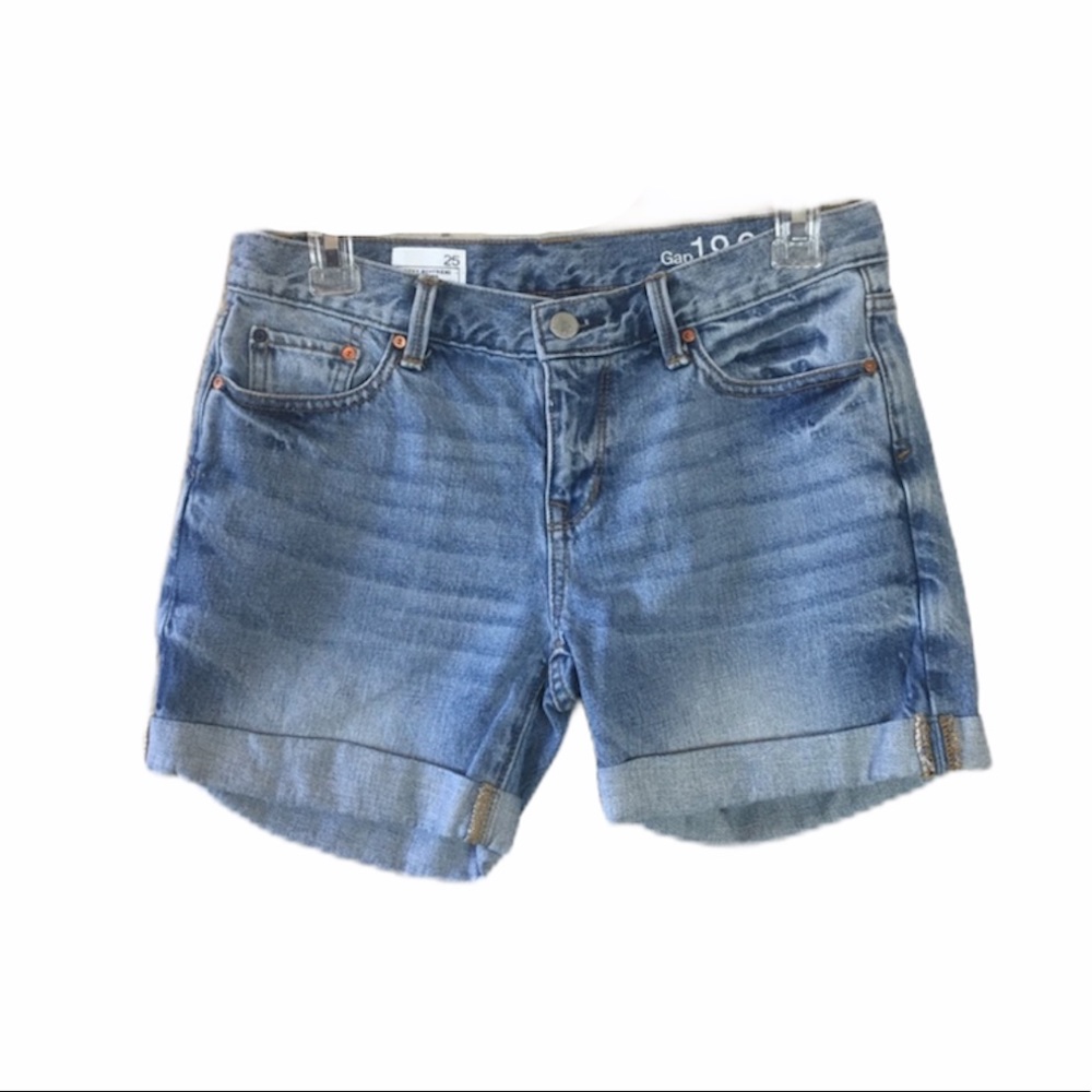 Gap Sexy Boyfriend Mid Rise Cuffed Denim Shorts Size 25”